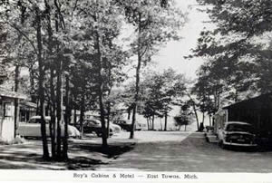 EAST TAWAS ROYS CABINS AND MOTEL